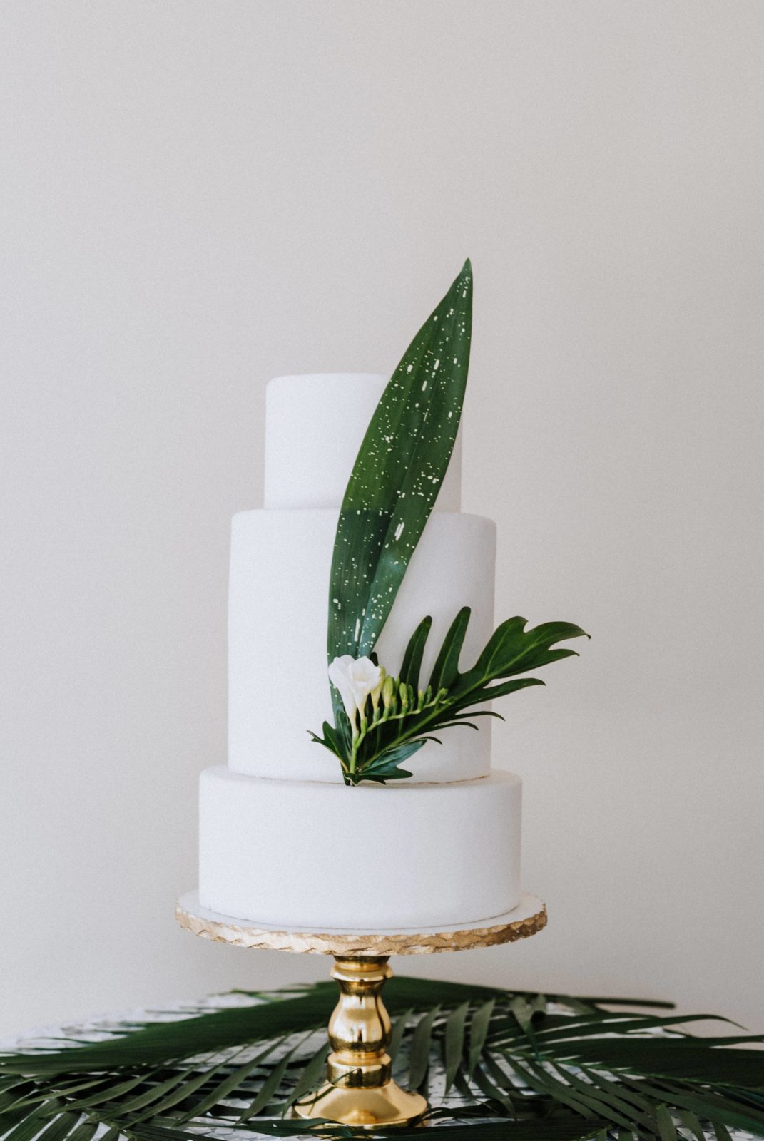 tropical modern wedding in the Bay Area 
